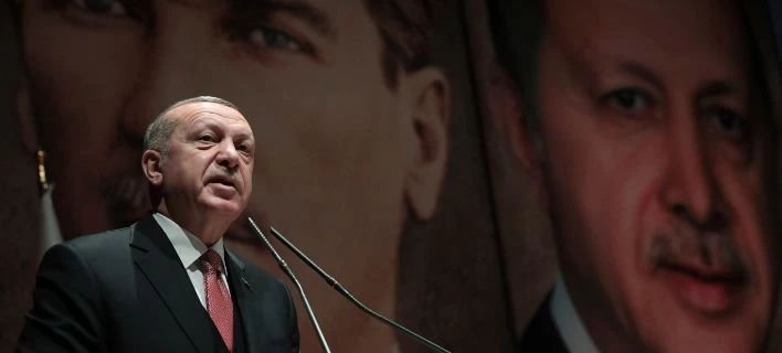 Νέες απειλές Ερντογάν για τους 8 Τούρκους αξιωματικούς